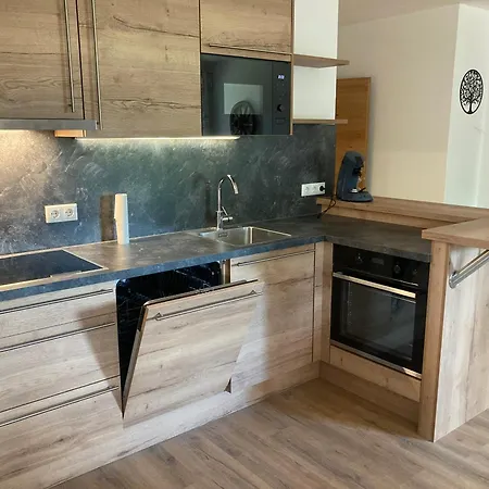 아파트 Steinacherhof Direkt Im Skigebiet Gerlitzen 아리아흐