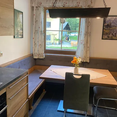 Steinacherhof Direkt Im Skigebiet Gerlitzen 아리아흐